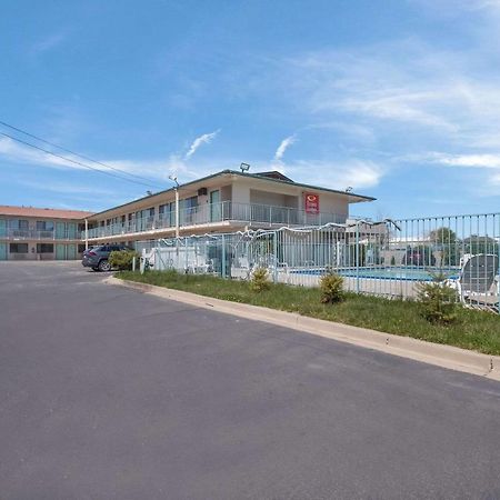 Econo Lodge 亚基马 外观 照片