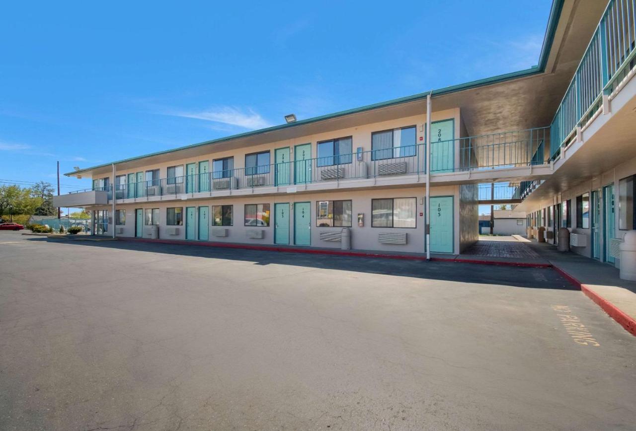 Econo Lodge 亚基马 外观 照片