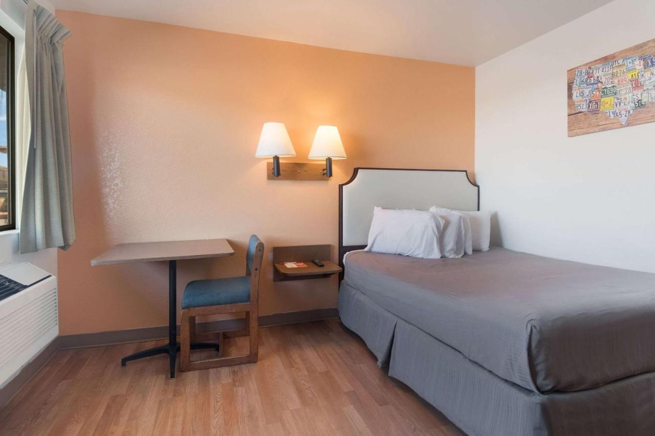 Econo Lodge 亚基马 外观 照片